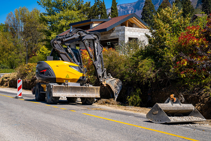 MECALAC | 15MWR, Compact and innovative wheel excavator!